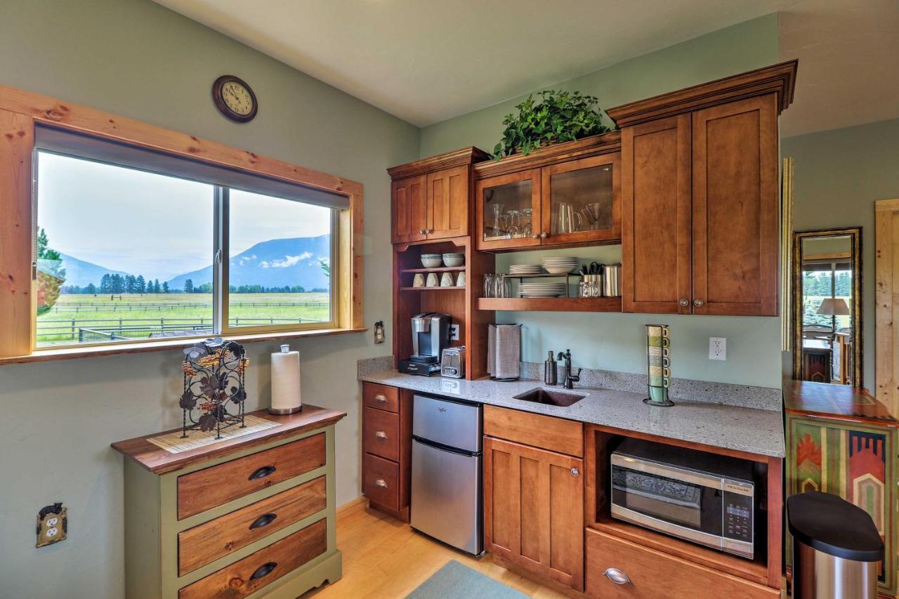 Cabin With Porch And View About 19 Mi To West Glacier Villa Columbia Falls Exterior photo